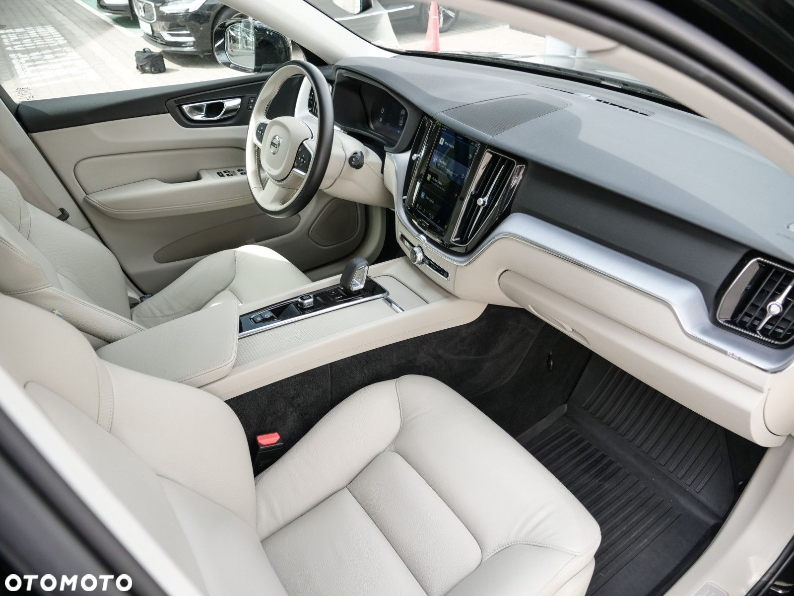 Volvo XC 60 - 30