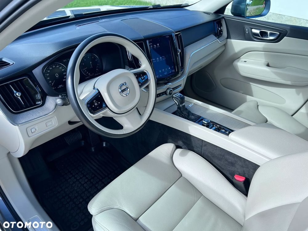 Volvo XC 60 - 11