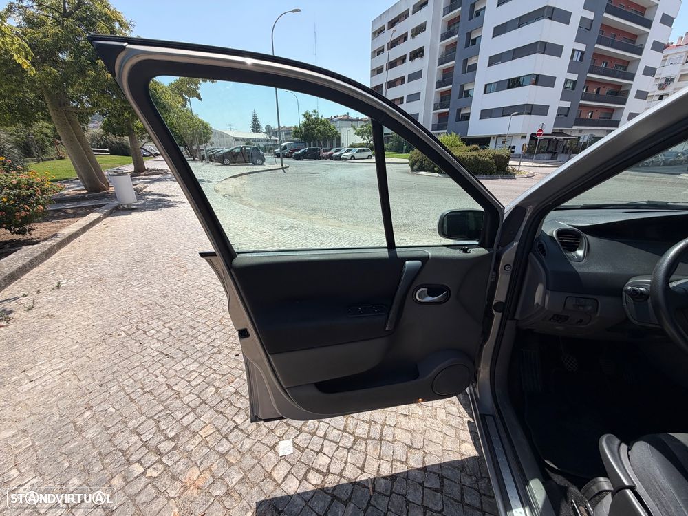 Renault Scénic 1.5 dCi Dynamique - 16