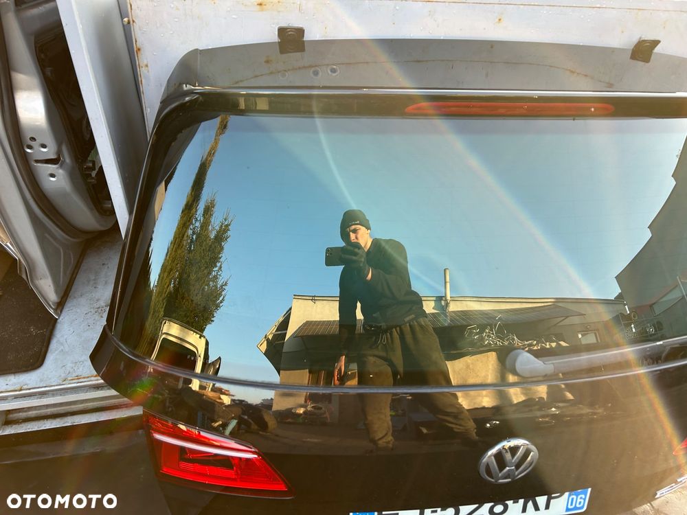 Volkswagen Golf Sportsvan klapa bagażnika tył tylna ładna czarna bez rdzy - 5