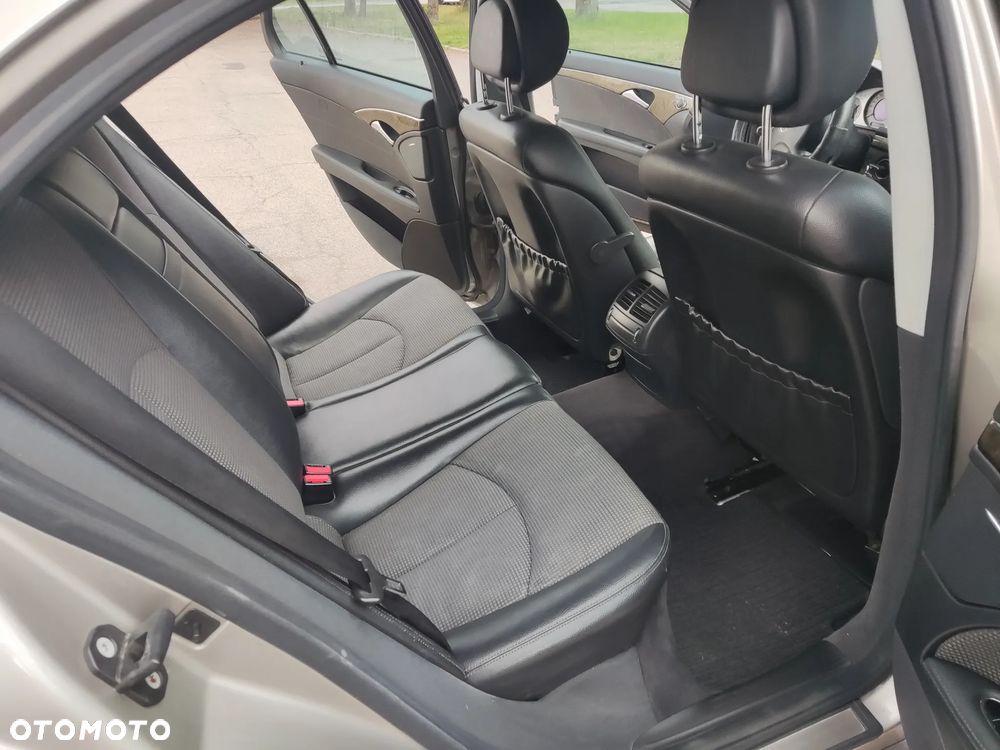 Mercedes-Benz Klasa E 200 Kompressor Automatik Avantgarde - 18