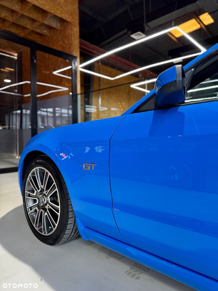 Ford Mustang 4.6 V8 GT Premium - 13