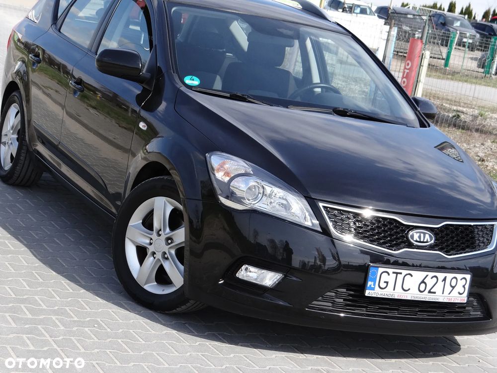 Kia Ceed - 21
