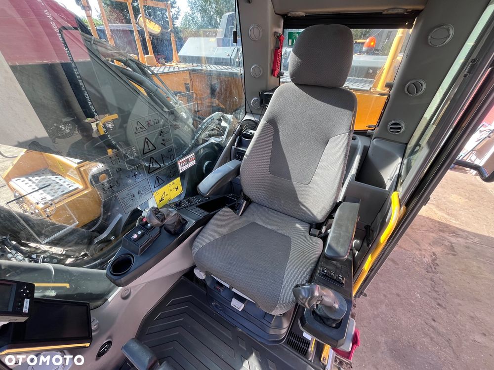 Volvo EC300EL - 30