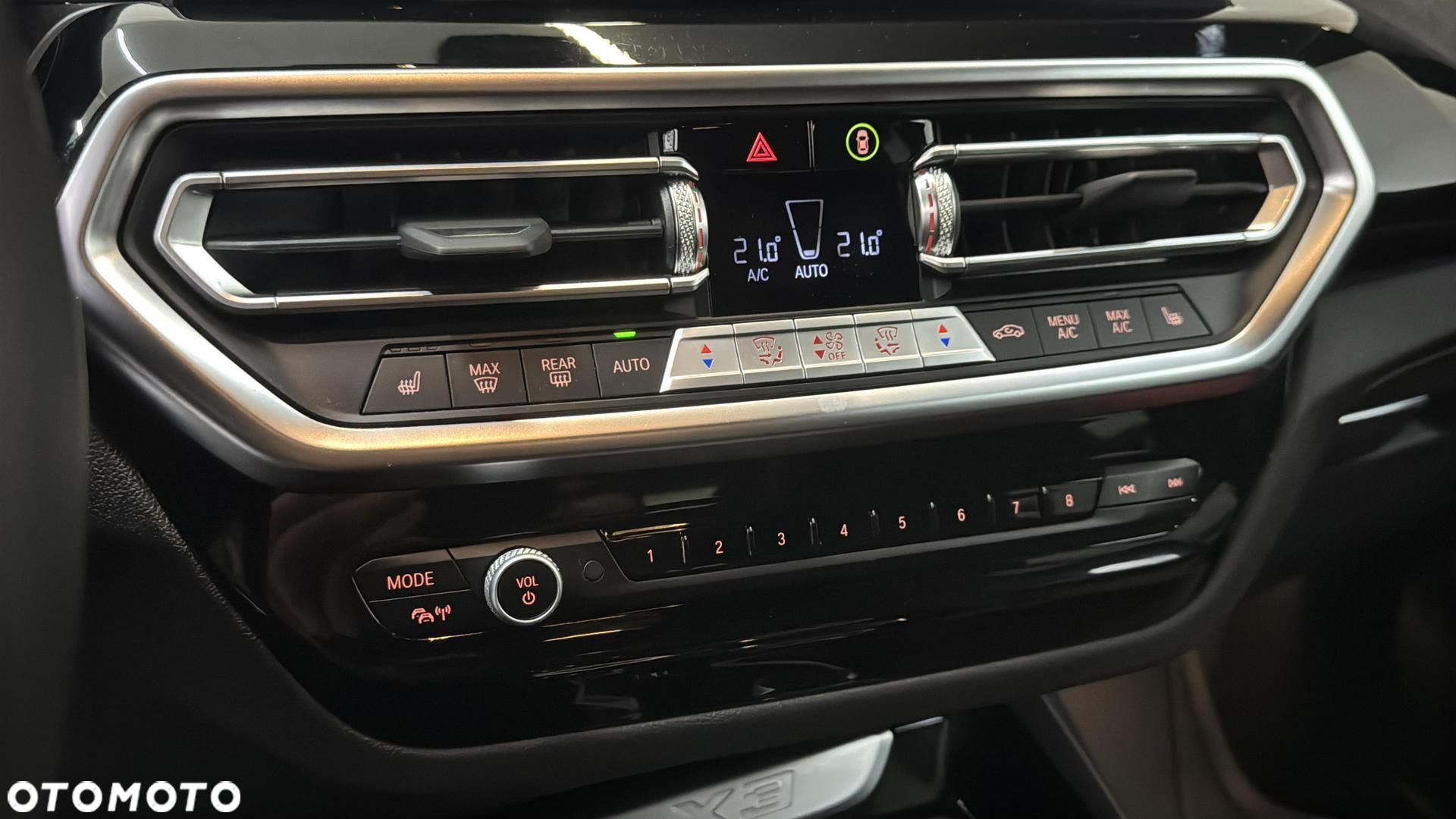 BMW X3 xDrive30e - 23