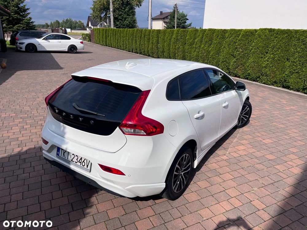 Volvo V40 D2 Drive-E Momentum - 29