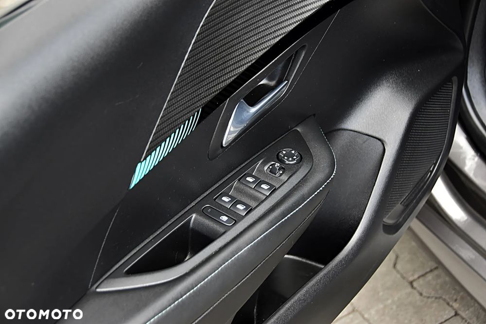 Peugeot 208 1.2 PureTech Allure S&S EAT8 - 37