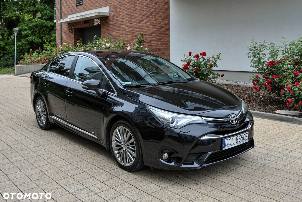 Toyota Avensis 2.0 D-4D Premium - 6