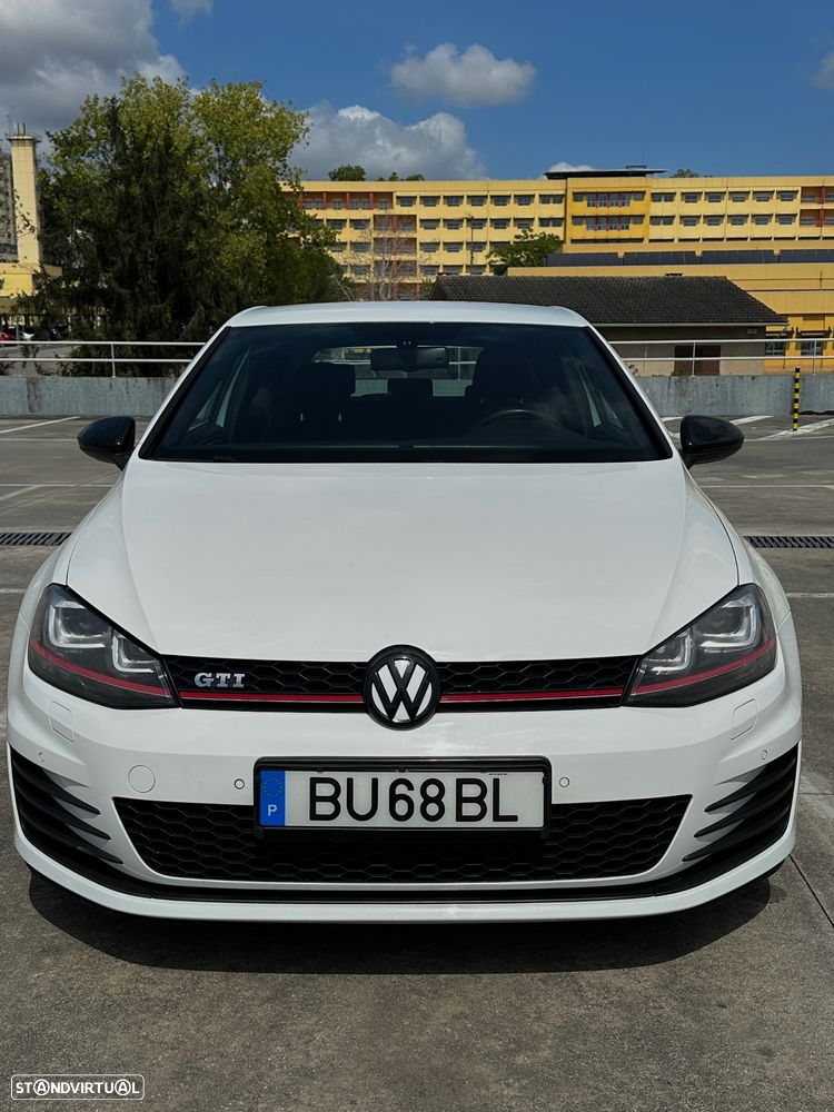 VW Golf GTI BlueMotion - 4