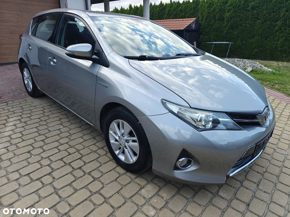 Toyota Auris - 1