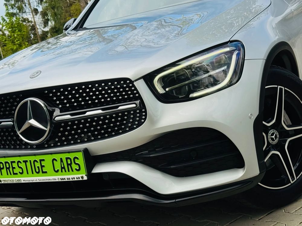 Mercedes-Benz GLC 220 d 4Matic 9G-TRONIC AMG Line Plus - 21