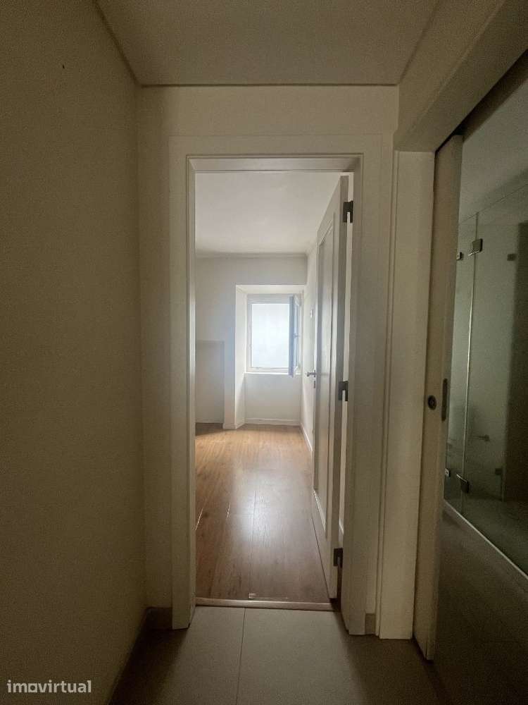 Apartamento T2 em excelente estado no Bairro Salgado Setúbal - Grande imagem: 5/30
