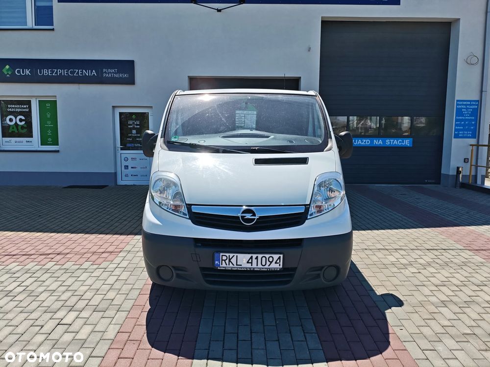 Opel Vivaro - 1