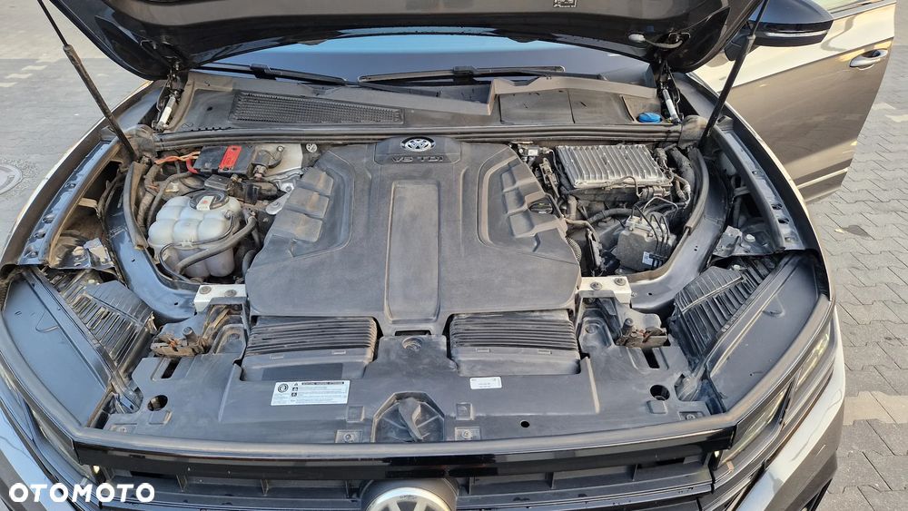 Volkswagen Touareg 3.0 V6 TDI SCR 4Mot R-Line - 35