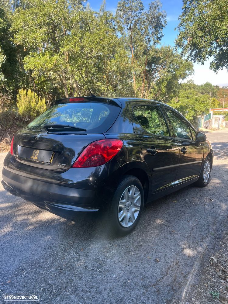 Peugeot 207 1.4 16V Trendy - 4