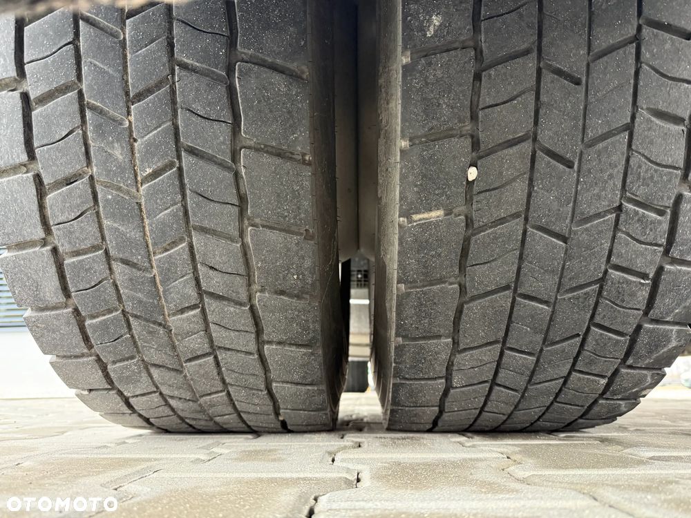 Renault T480 SleeperCab / Standard / Lodówka - 12