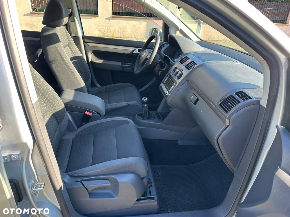 Volkswagen Touran 1.9 TDI - 7