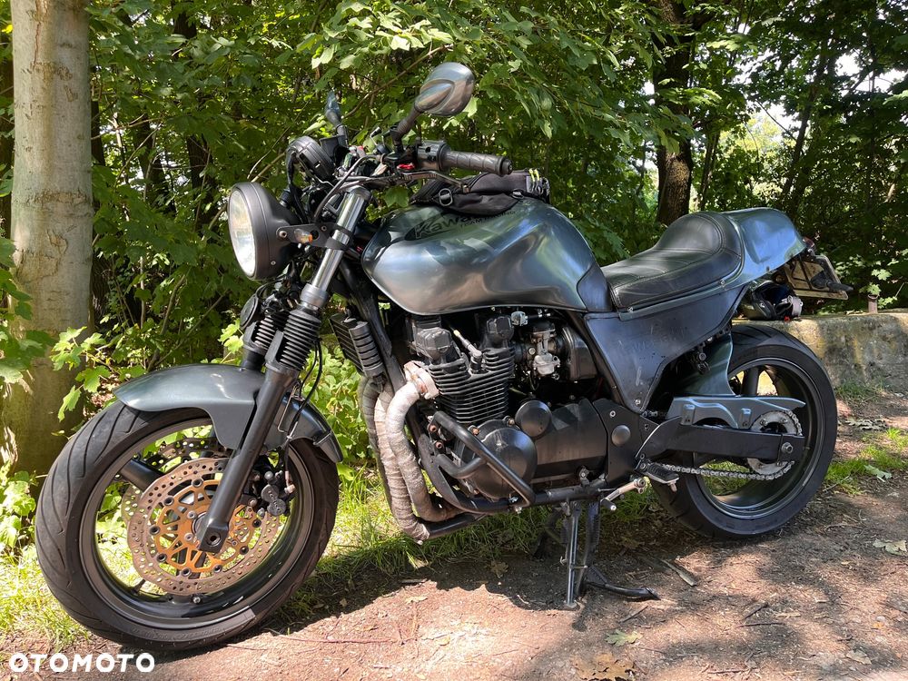 Kawasaki ZR - 2