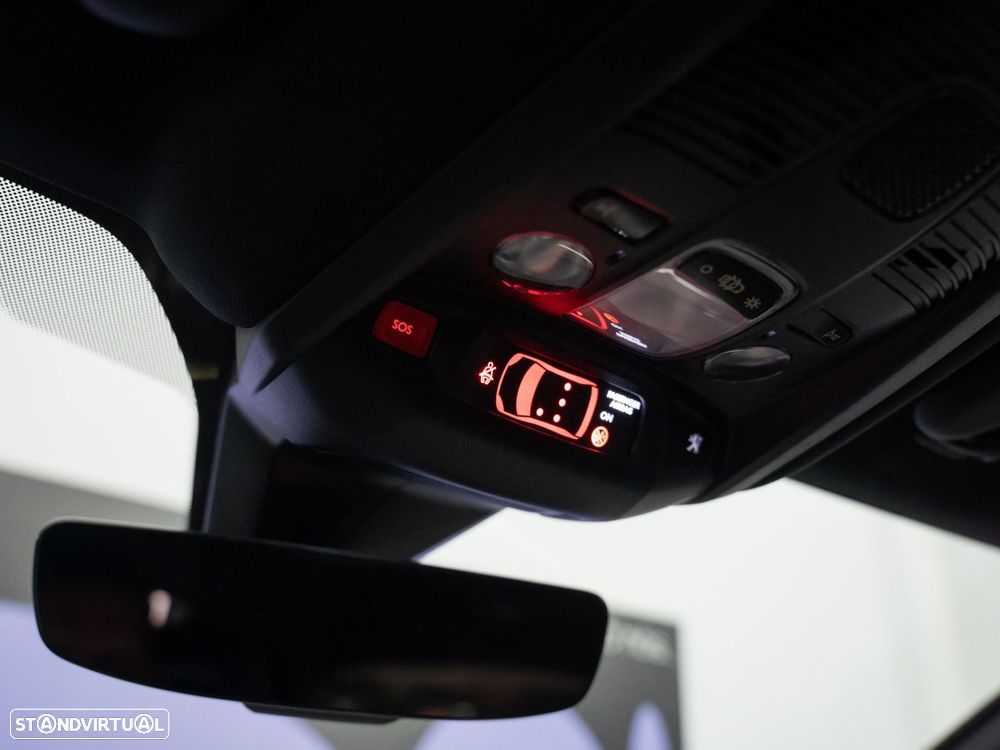 Peugeot 3008 1.6 Hybrid GT Pack e-EAT8 - 38