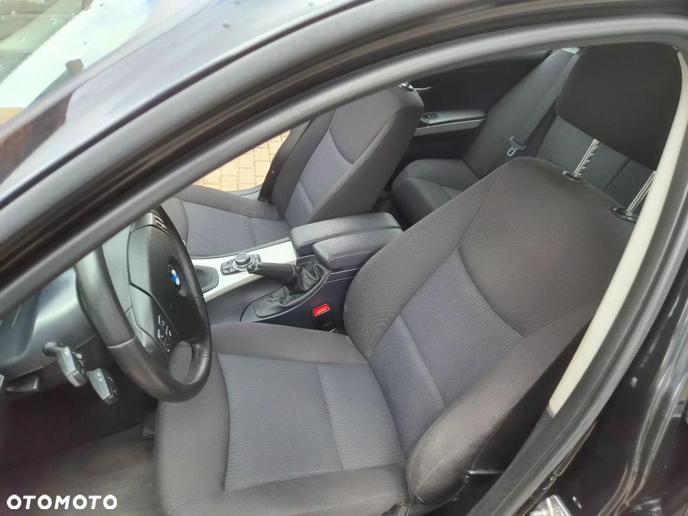 BMW Seria 3 320d - 18