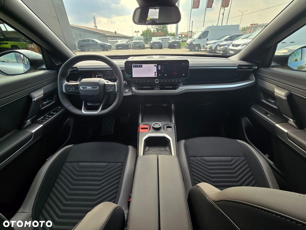 Jeep Compass - 14