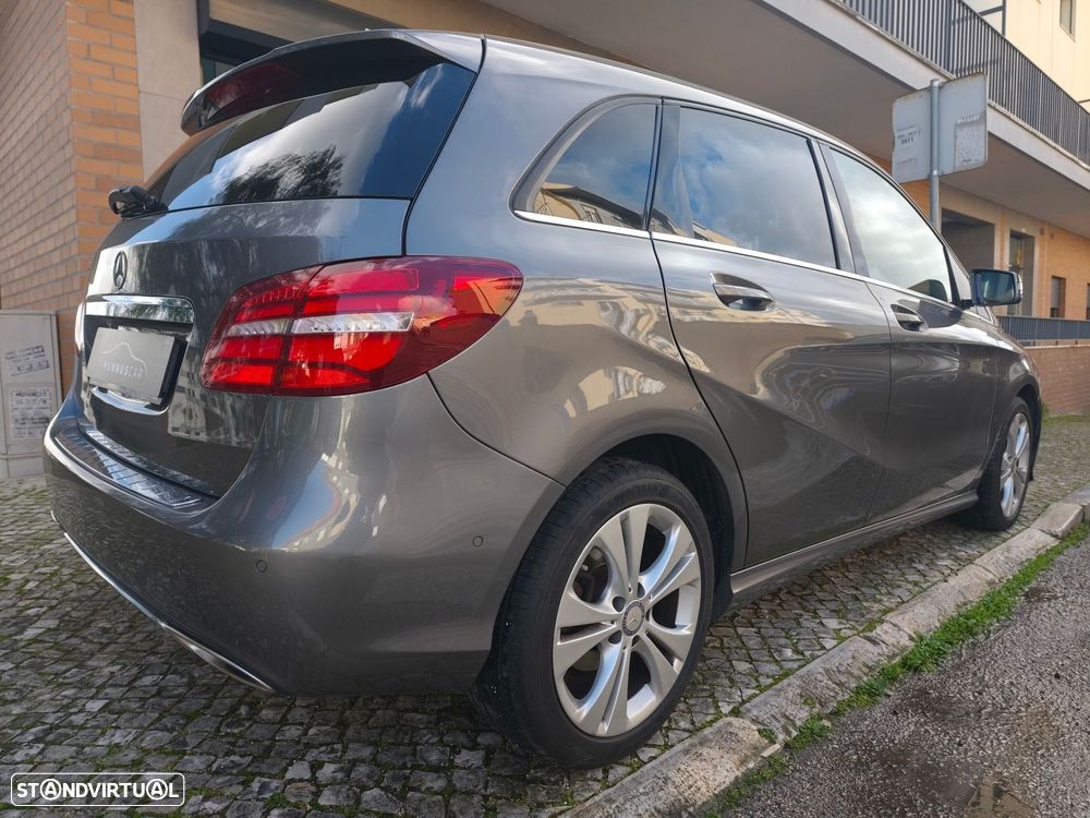 Mercedes-Benz B 180 d Urban Aut. - 22