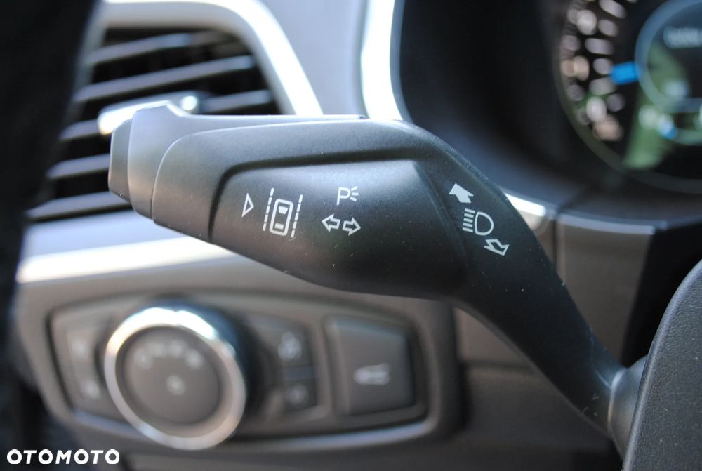 Ford S-Max 2.0 TDCi Titanium - 18