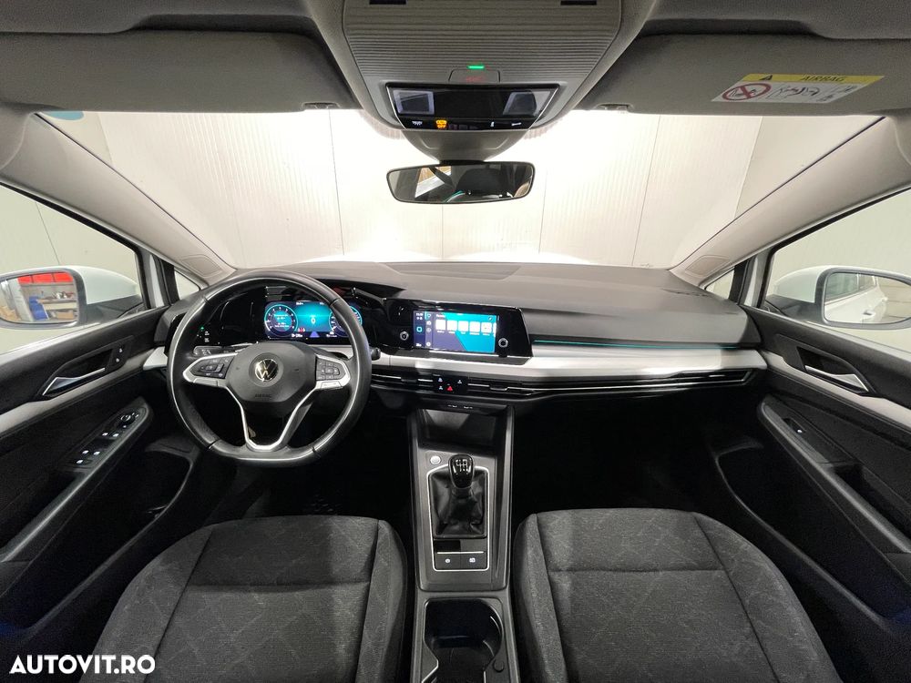Volkswagen Golf 1.5 TSI ACT Life - 9