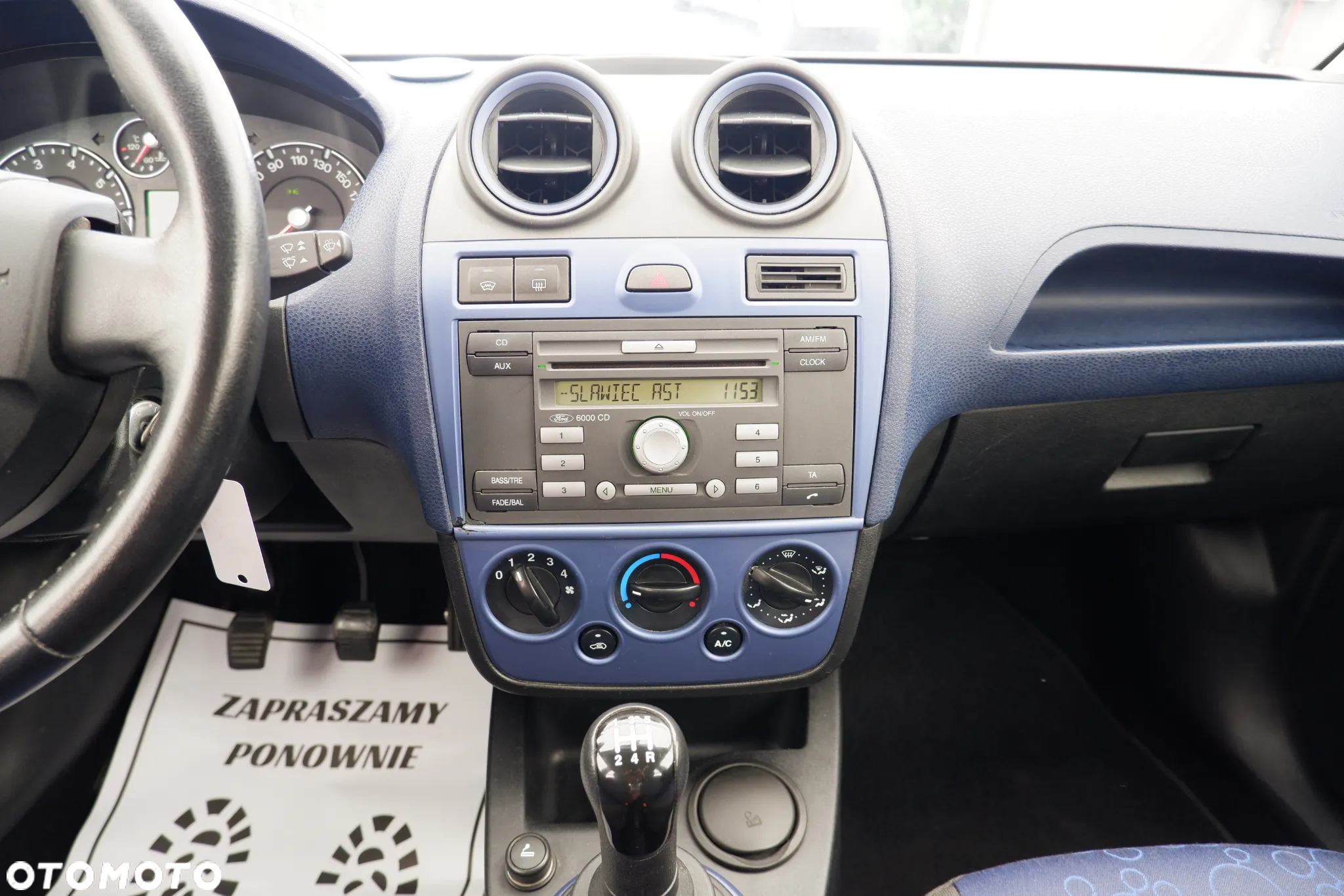 Ford Fiesta - 12