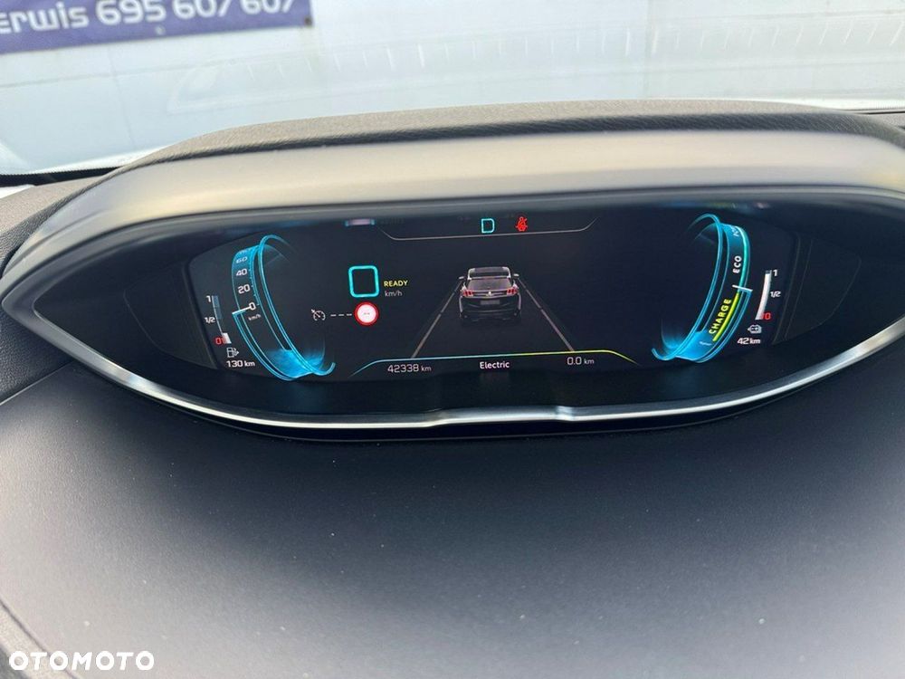 Peugeot 3008 1.6 PureTech Hybrid PHEV Allure Pack S&S EAT8 - 24