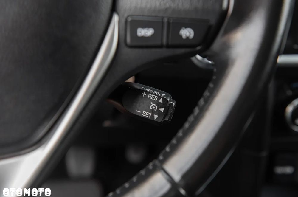 Toyota Auris 1.6 Prestige - 22