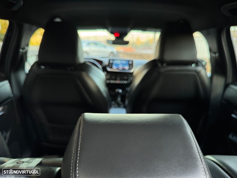 Peugeot 208 1.2 PureTech GT - 18