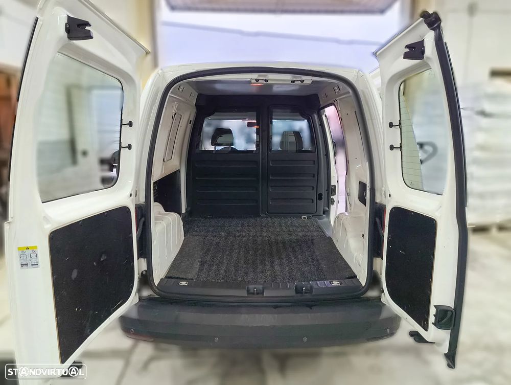 VW Caddy - 7