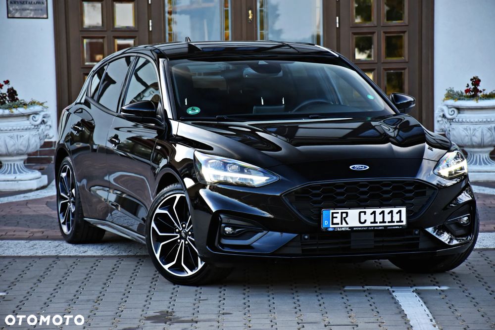 Ford Focus 1.0 EcoBoost STart-Stopp-System ST-LINE X - 2
