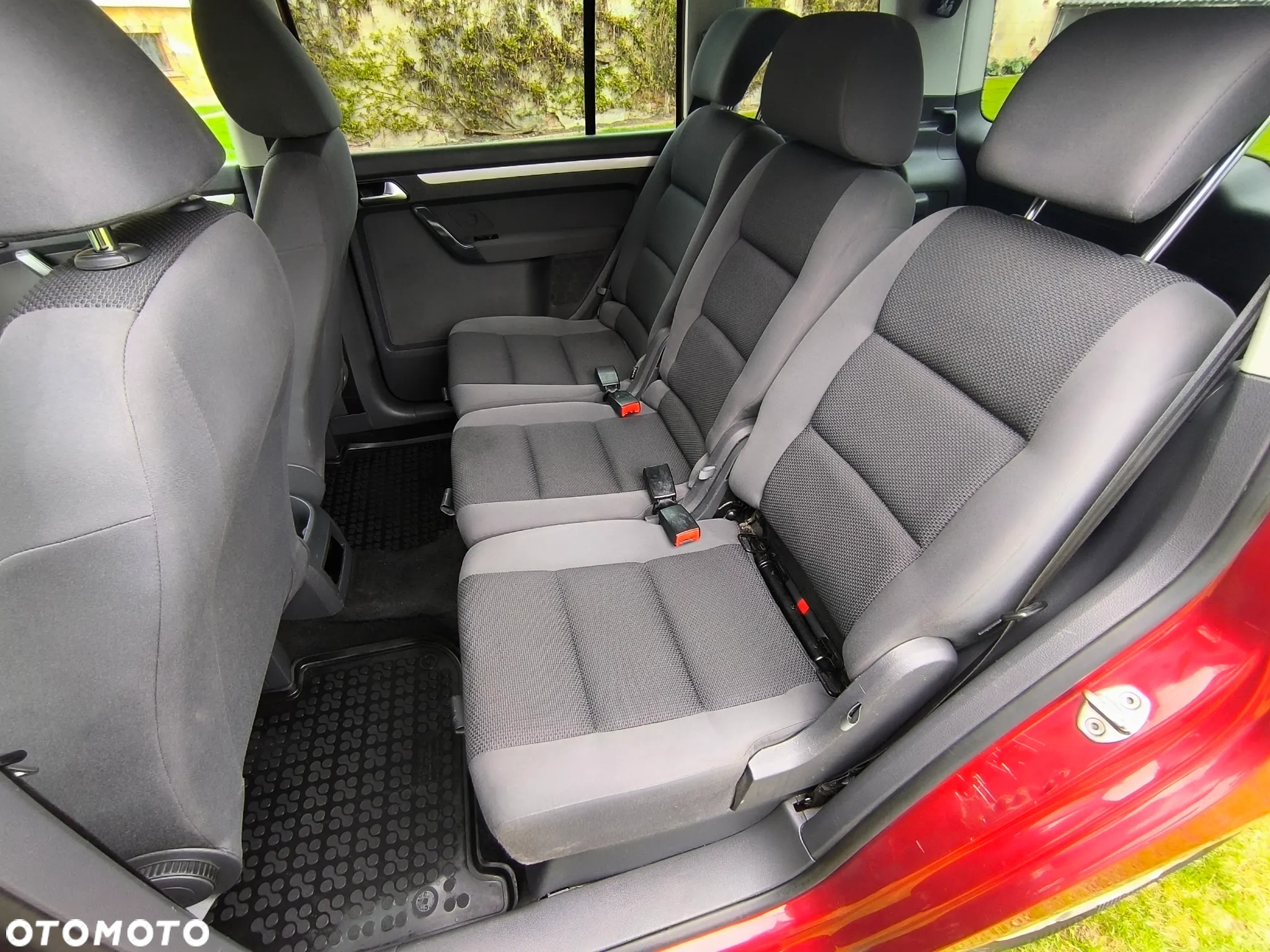 Volkswagen Touran 1.6 TDI DPF Trendline - 13