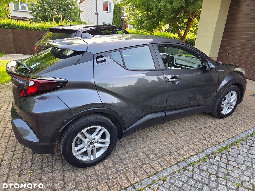 Toyota C-HR Hybrid Business-Edition - 8