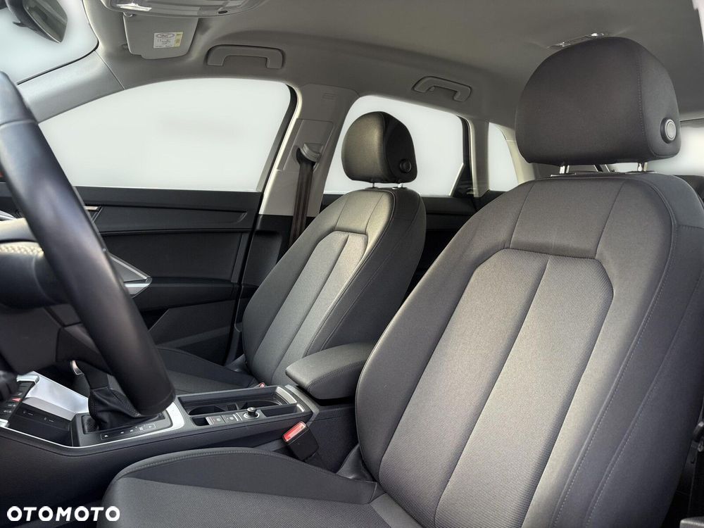 Audi Q3 35 TFSI S tronic - 14