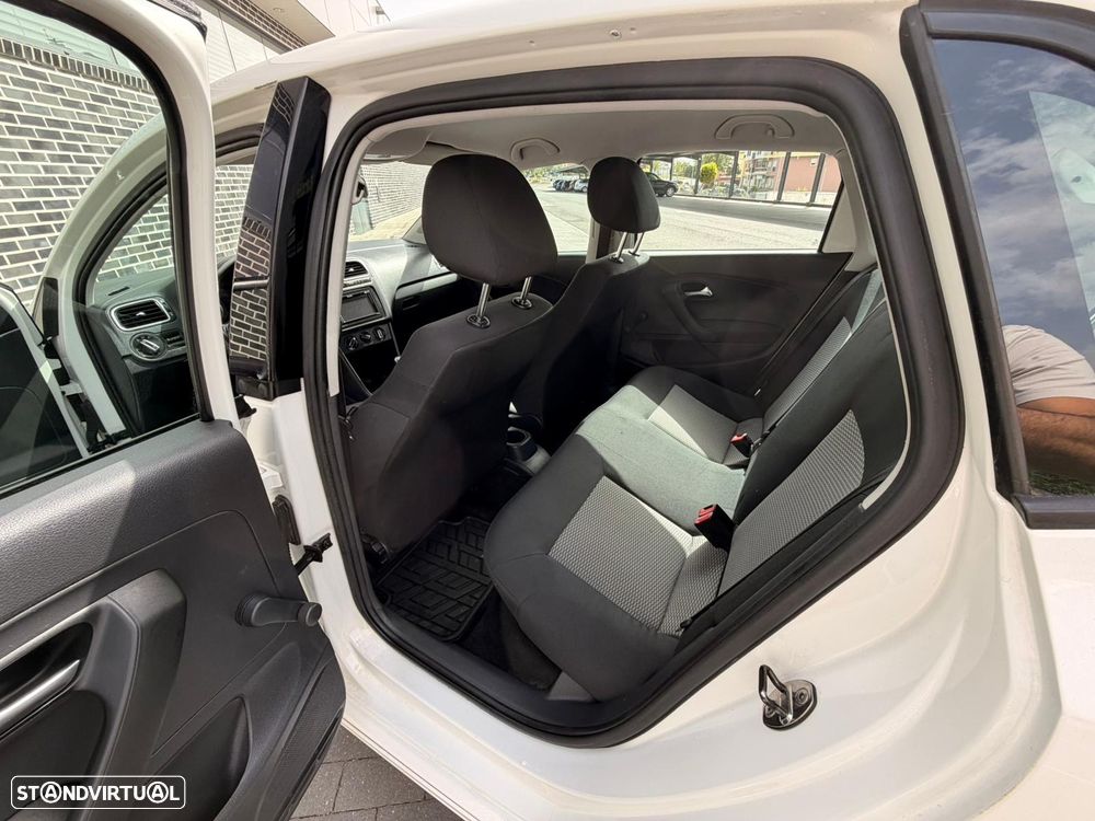 VW Polo 1.2 TDi Blue Motion - 13