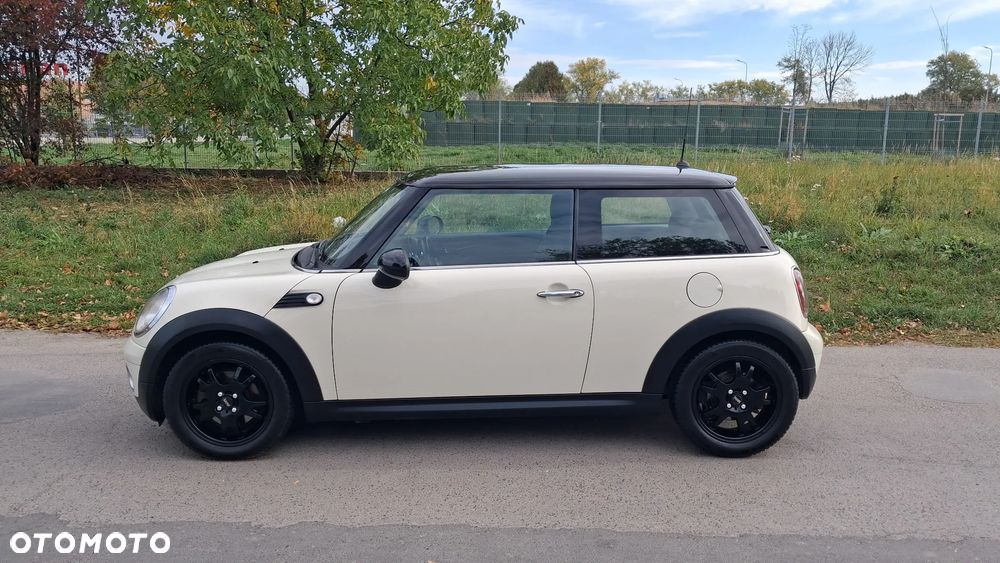 Mini Cooper 2010 photo 4