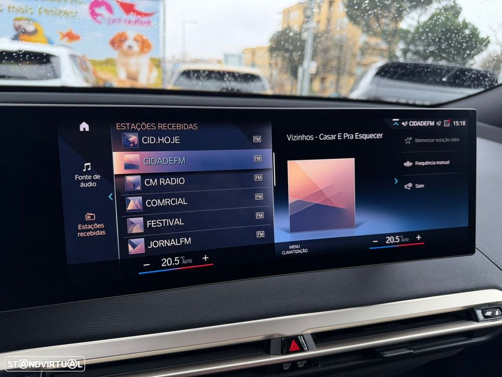 BMW iX xDrive 40 Pack Desportivo - 49