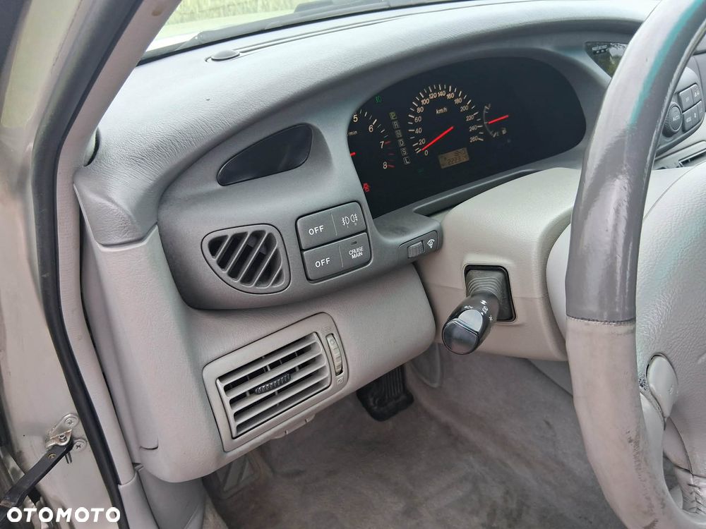 Mazda Xedos - 26