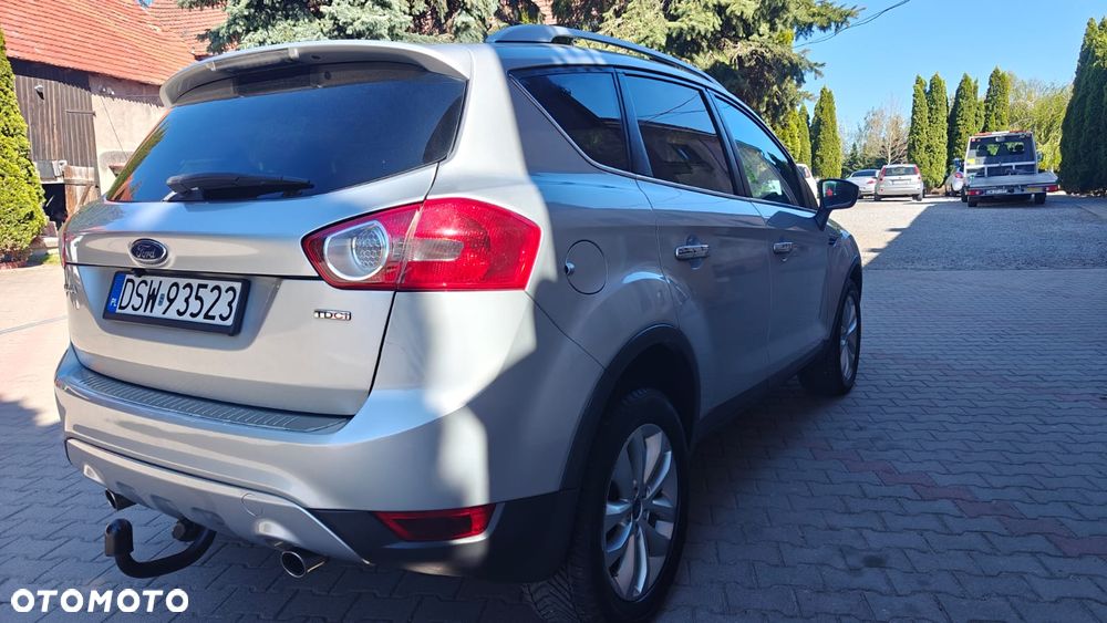 Ford Kuga 2.0 TDCi Titanium - 4
