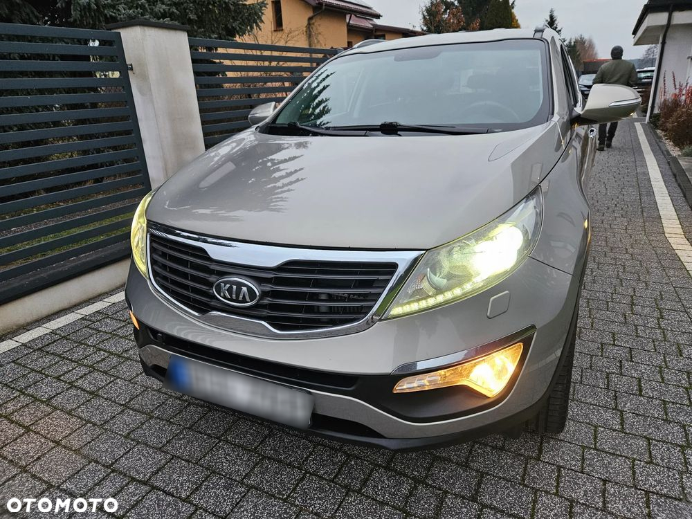Kia Sportage 1.7 CRDI 2WD Dream-Team Edition - 3