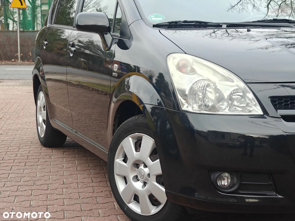 Toyota Corolla Verso 1.8 Luna - 20