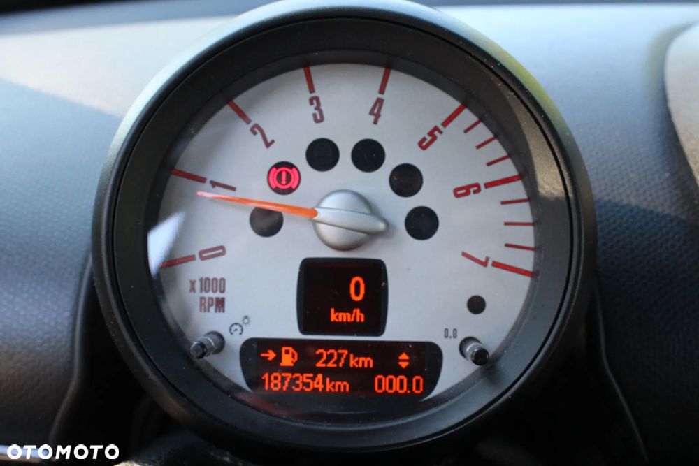 MINI Countryman Cooper D - 26