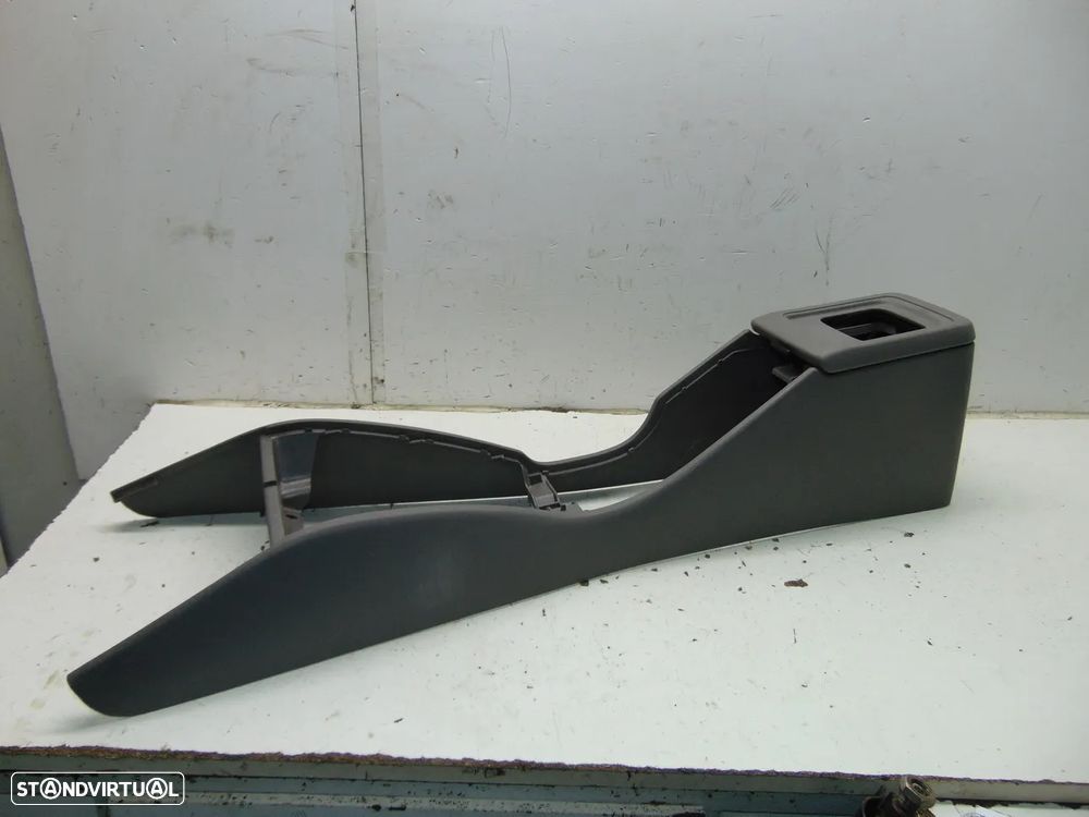 Subaru forester consola central - 1