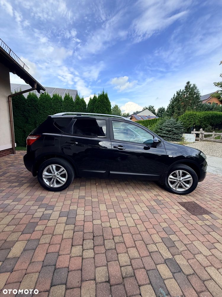 Nissan Qashqai - 4