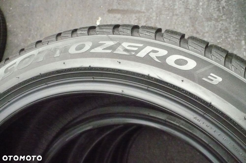 PIRELLI Sottozero 3 RFT 225/45R19 6,5mm 2020 - 4