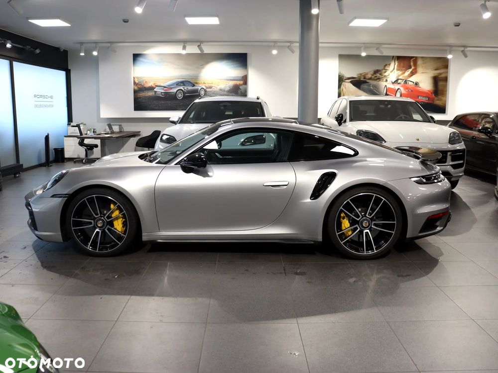 Porsche 911 Carrera Turbo S - 2