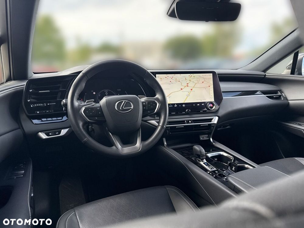 Lexus RX - 18